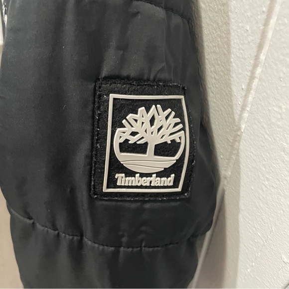 Timberland Black Full Zip Puffer Jacket - Picture 7 of 15